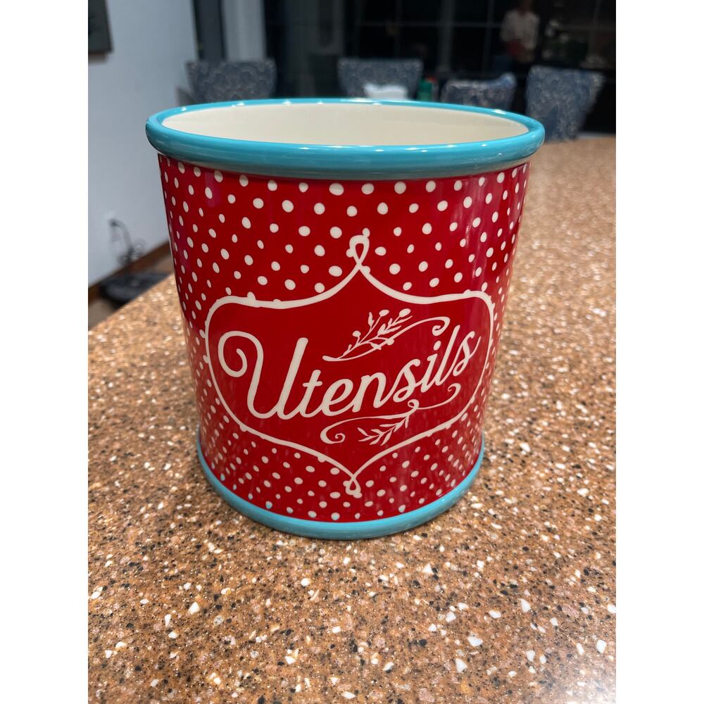 Pioneer Woman Canister
Polka Dot Utensils Crock
Red/Teal Utensil
Stoneware